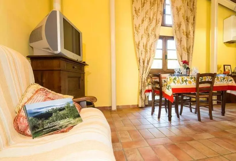 Hotelli Agriturismo Tre Madonne