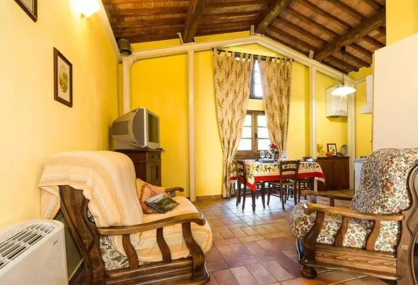 Hotelli Agriturismo Tre Madonne