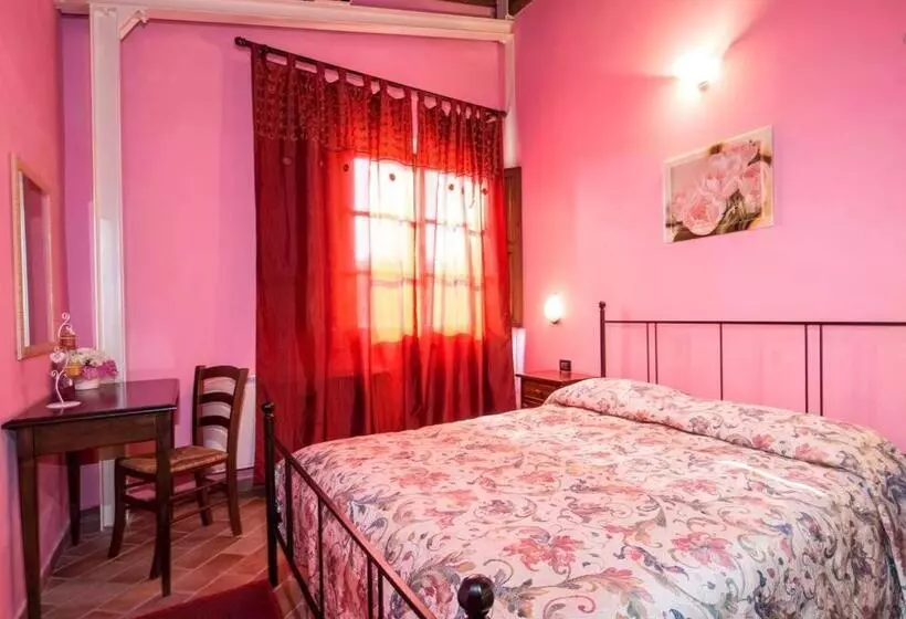 Hotelli Agriturismo Tre Madonne