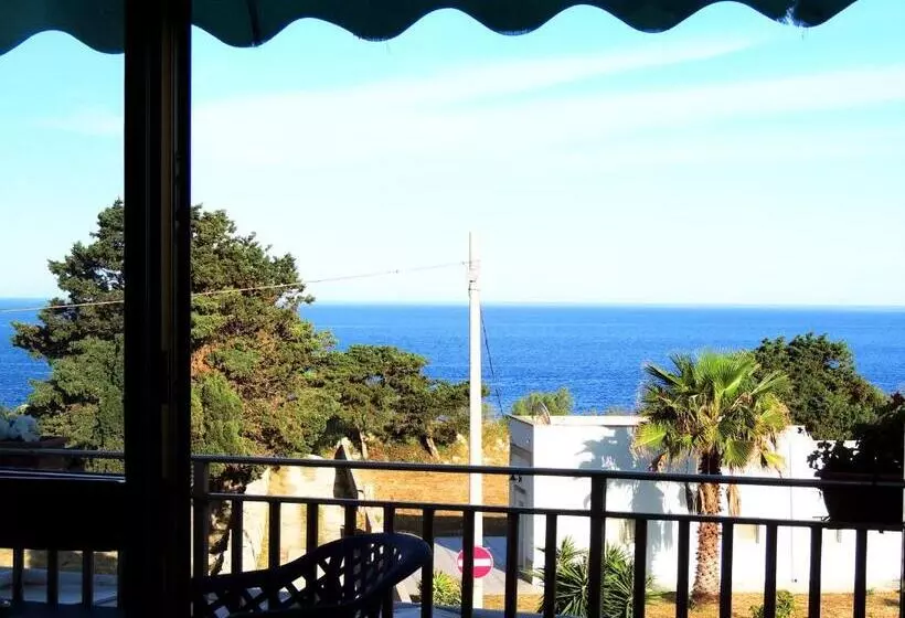 ホテル Porto Badisco