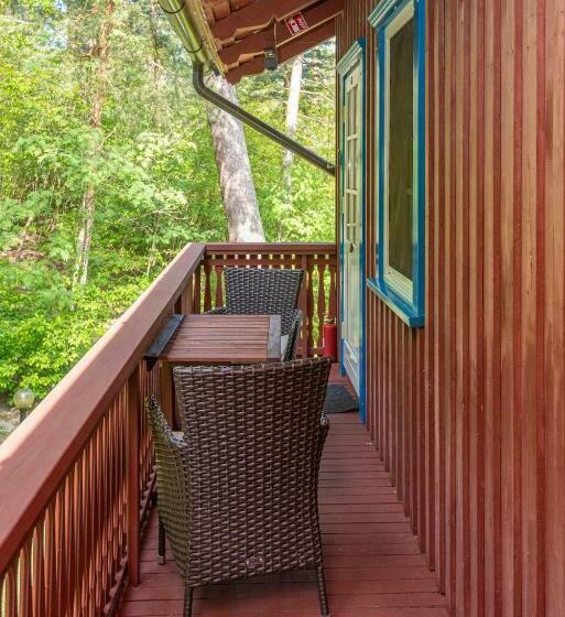 پانسیون Apartamentai Geliu Vila