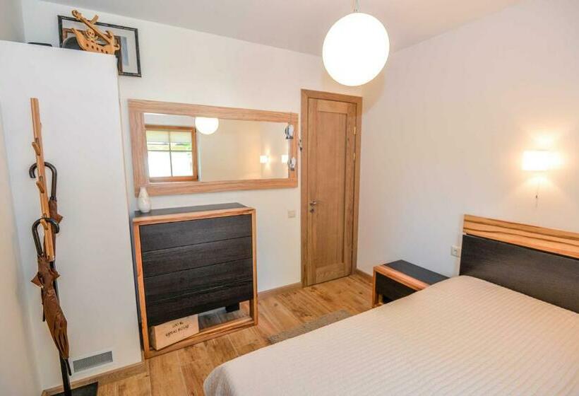 پانسیون Apartamentai Geliu Vila