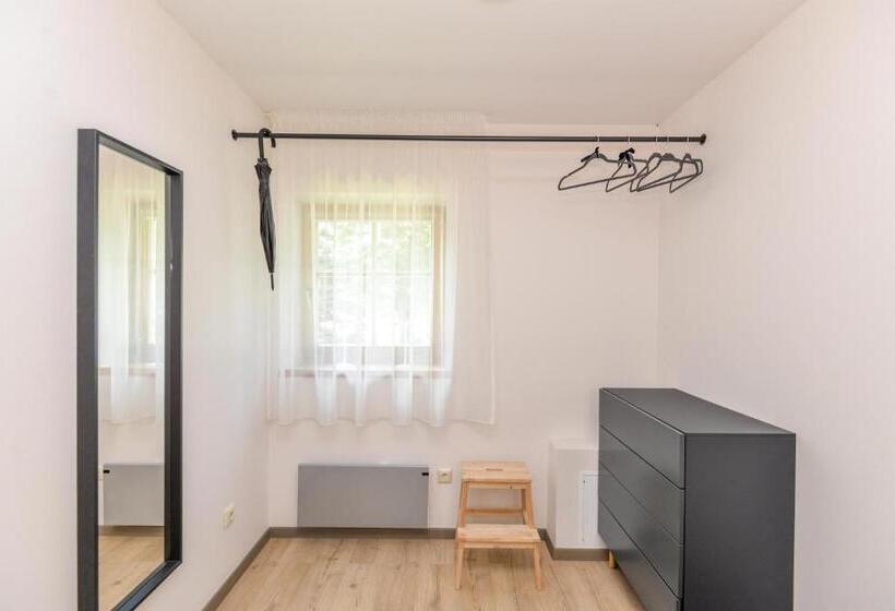 پانسیون Apartamentai Geliu Vila