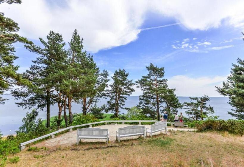 پانسیون Apartamentai Geliu Vila