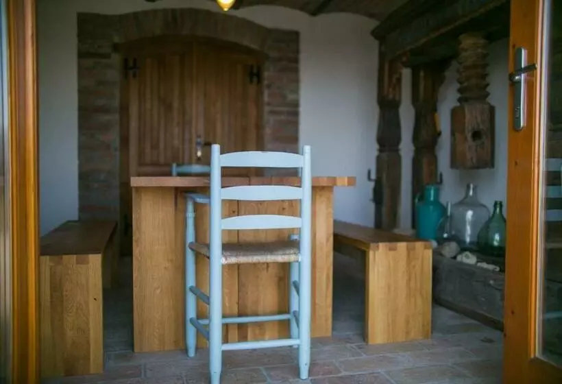 Majatalo ég & Föld Borvendégház