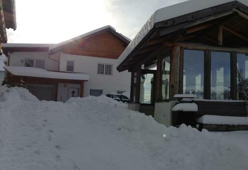 פנסיון Panoramahof Holly