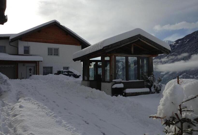 פנסיון Panoramahof Holly