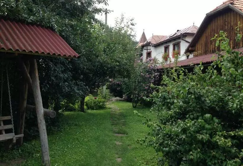 Pensiunea Casa Bianca   Bucovina