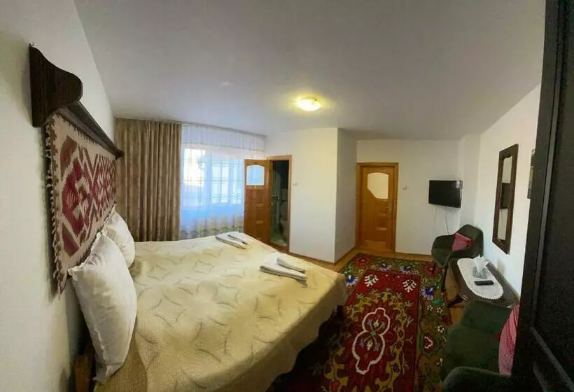 Pensiunea Casa Bianca   Bucovina