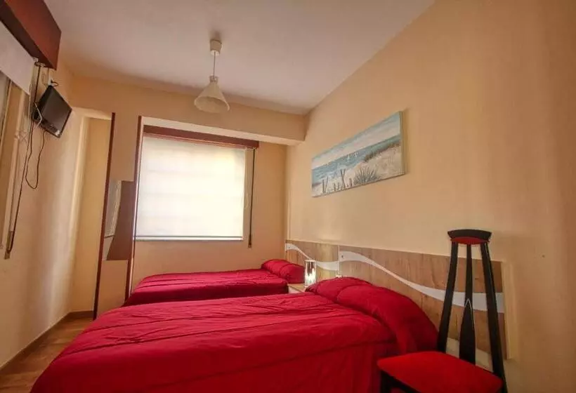 ユースホステル Pension Escalinata