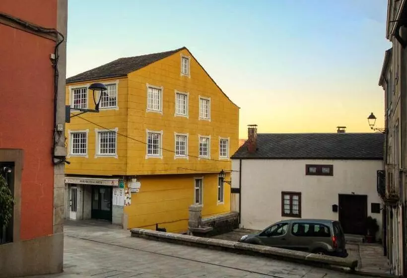 ユースホステル Pension Escalinata