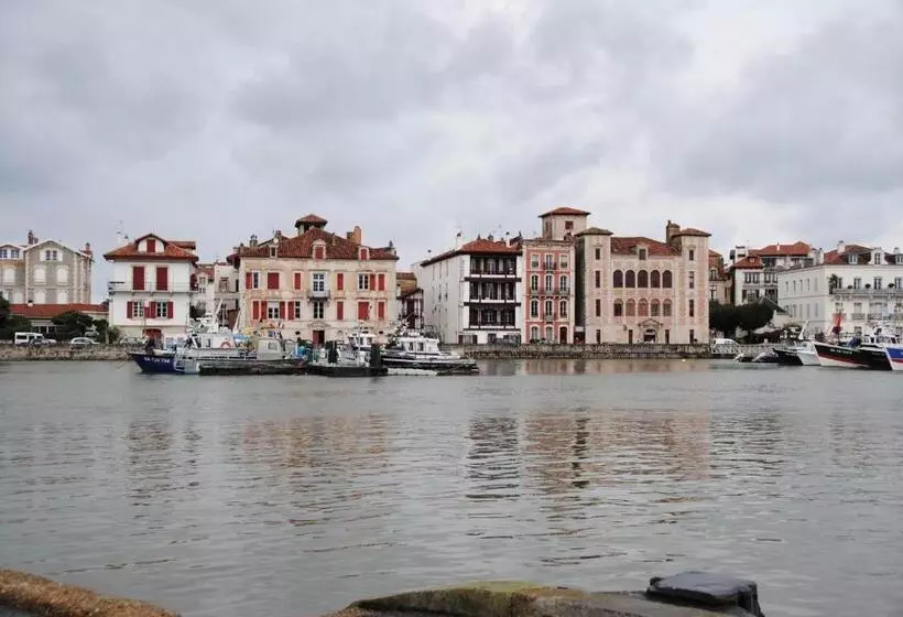 Aamiaismajoitus (B&B) Maison D Hôtes Urbegia