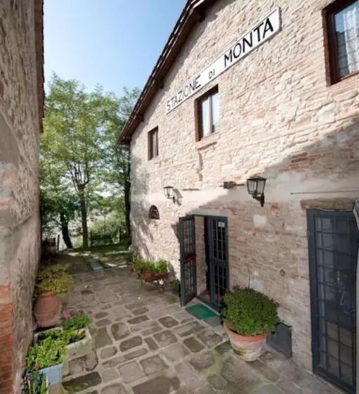 Hotelli Agriturismo Stazione Di Monta