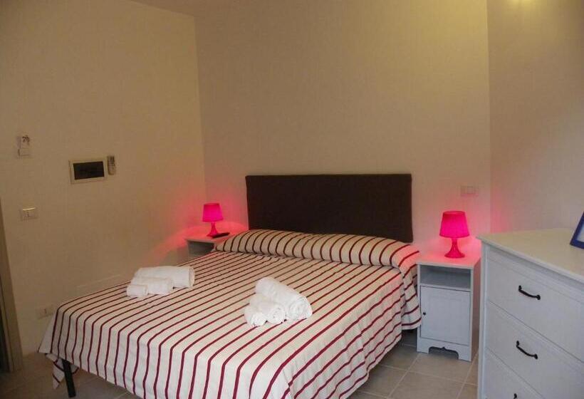 膳宿费 Affittacamere Amunì