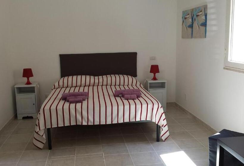 膳宿费 Affittacamere Amunì