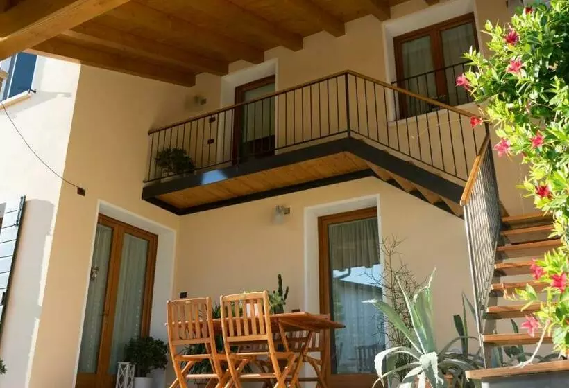 ペンション Antico Alveo