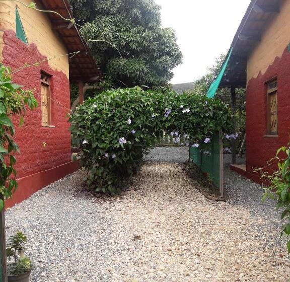 פנסיון Chalés Savi