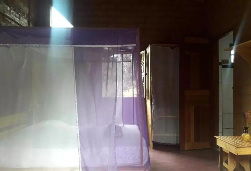 Majatalo Chalés Savi