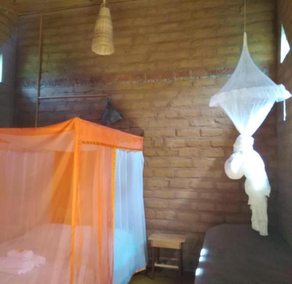 פנסיון Chalés Savi