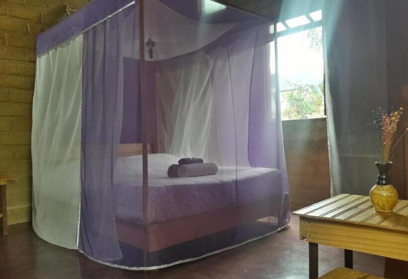 פנסיון Chalés Savi