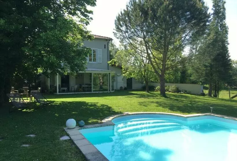 Majatalo Domaine D Aromm