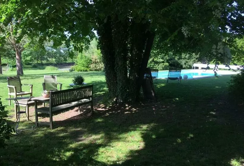 Majatalo Domaine D Aromm