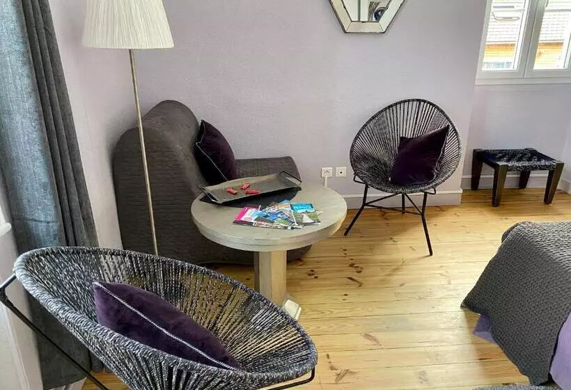 Majatalo Domaine D Aromm