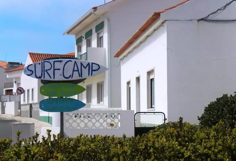 ペンション Foz Surfcamp