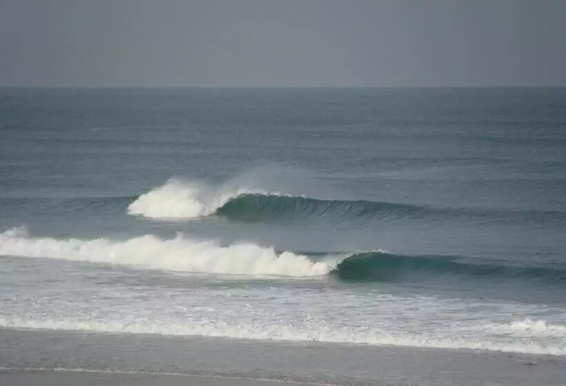ペンション Foz Surfcamp