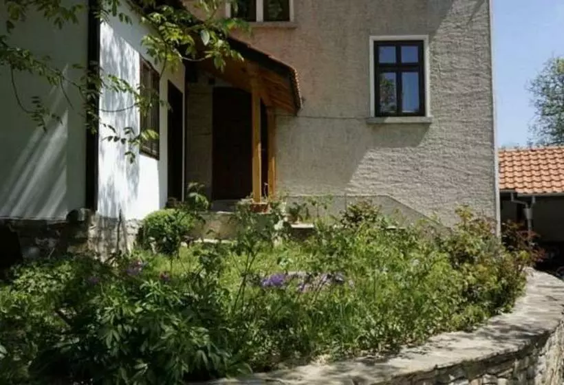 Majatalo Guest House Pepeliana