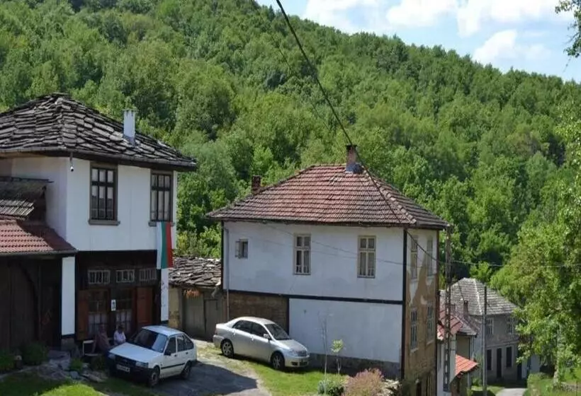 Majatalo Guest House Pepeliana