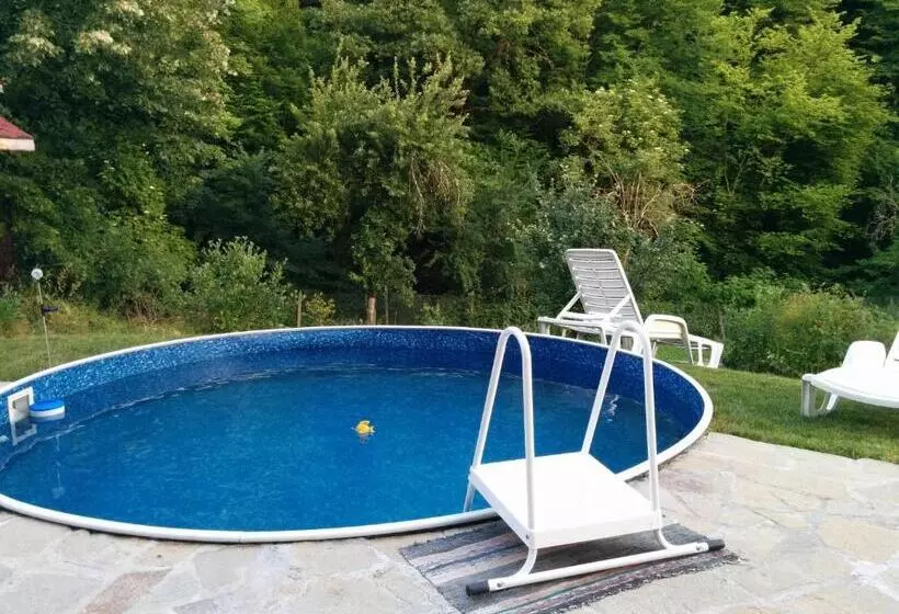 Majatalo Guest House Pepeliana