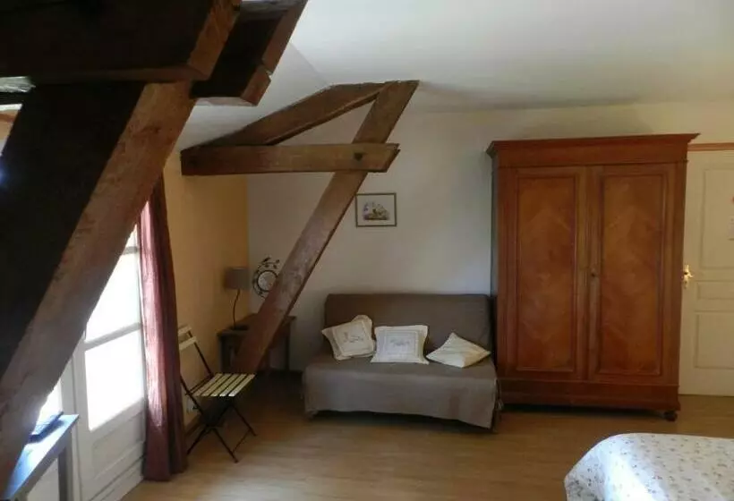 ペンション La Ferme Montplaisir