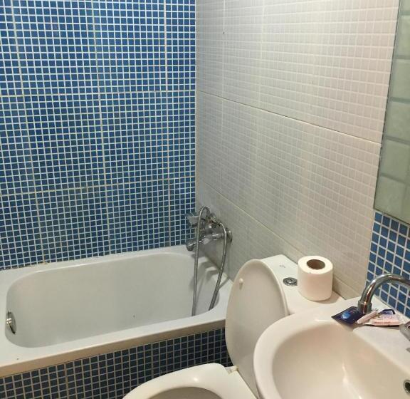 هاستل Abeer Hotel Alexandria