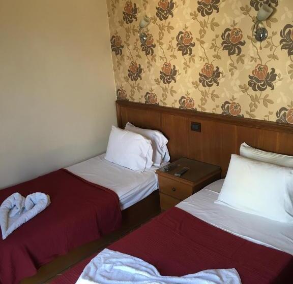 هاستل Abeer Hotel Alexandria