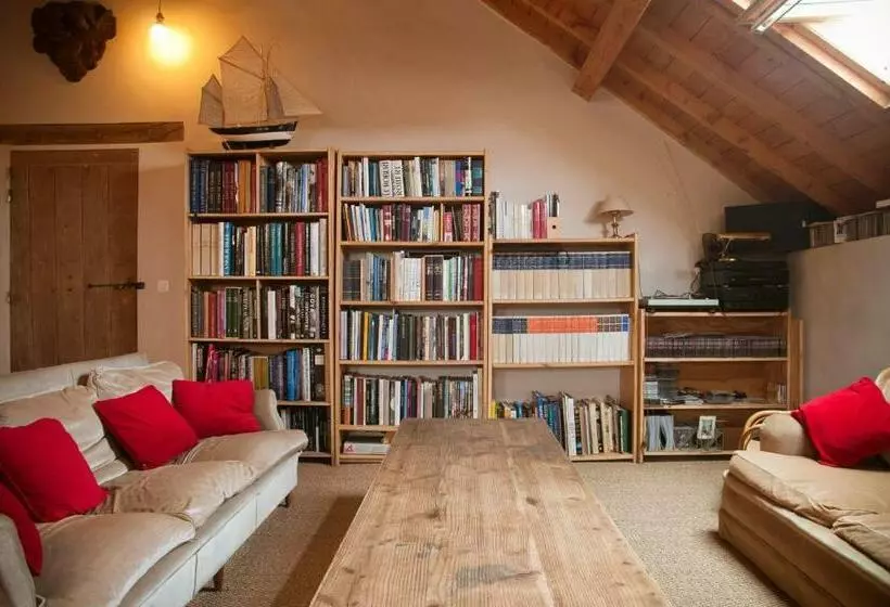 Aamiaismajoitus (B&B) Chambre D Hôtes Des Grands Moulins De Baugé