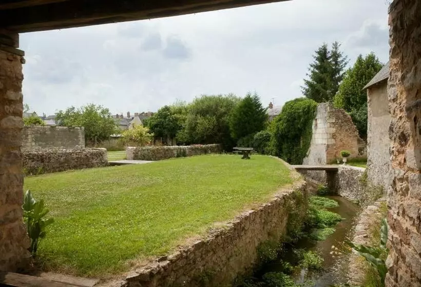 Aamiaismajoitus (B&B) Chambre D Hôtes Des Grands Moulins De Baugé