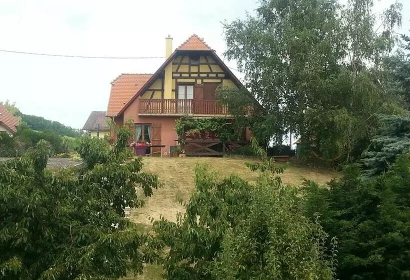 ベッドアンドブレックファースト Chez Yolande