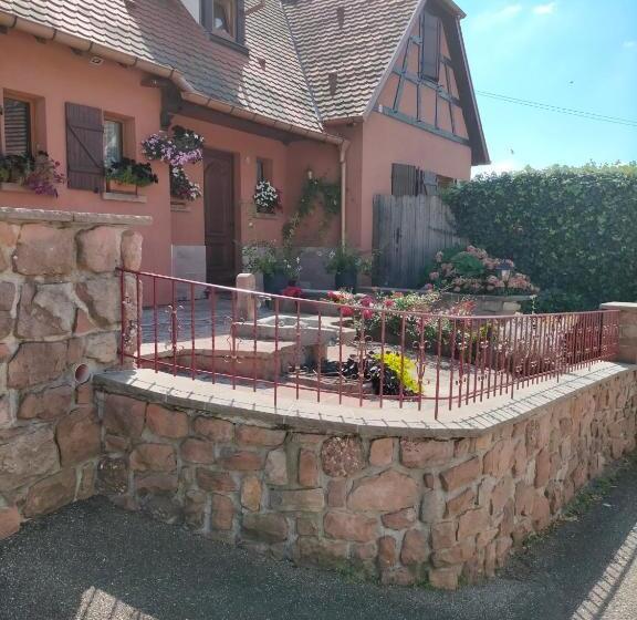 مبيت وإفطار Chez Yolande