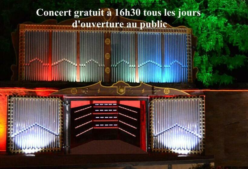 צימר Château De Peufeilhoux