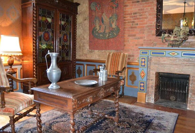 צימר Château De Peufeilhoux