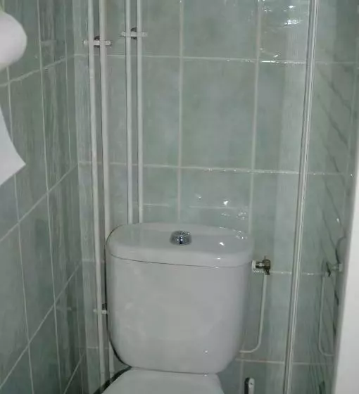 ベッドアンドブレックファースト Le Jardin De Roses Dominique Loreau