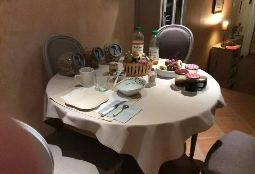 Bed and Breakfast Porte De Paris