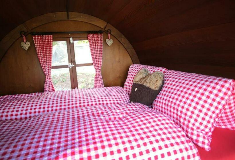 Bed and Breakfast Schlaf Fass Jenins