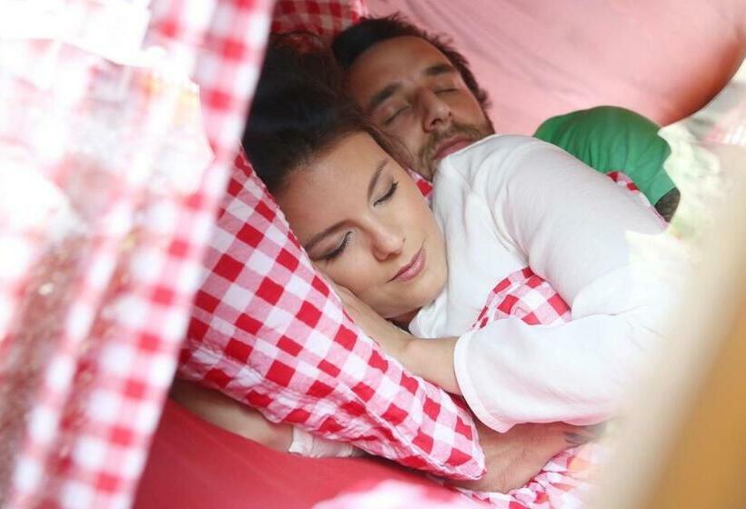 Bed and Breakfast Schlaf Fass Jenins