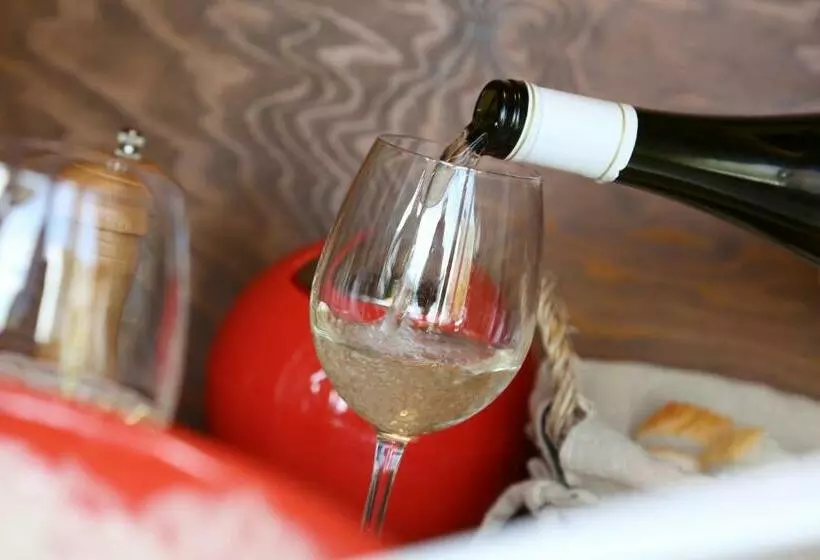 ベッドアンドブレックファースト Schlaf Fass Jenins