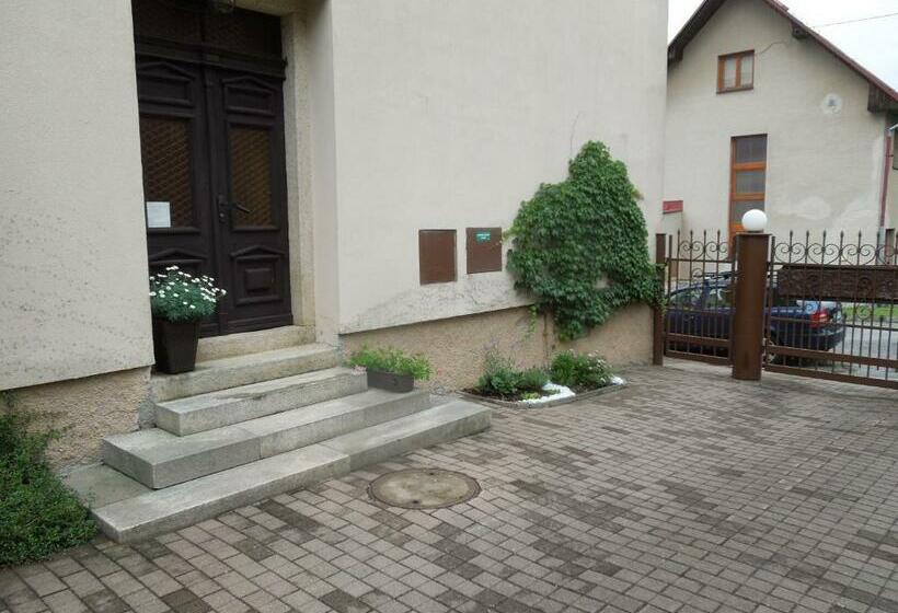 Panzió Penzion Bazalka