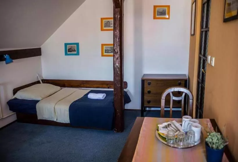 Majatalo Penzion Bazalka