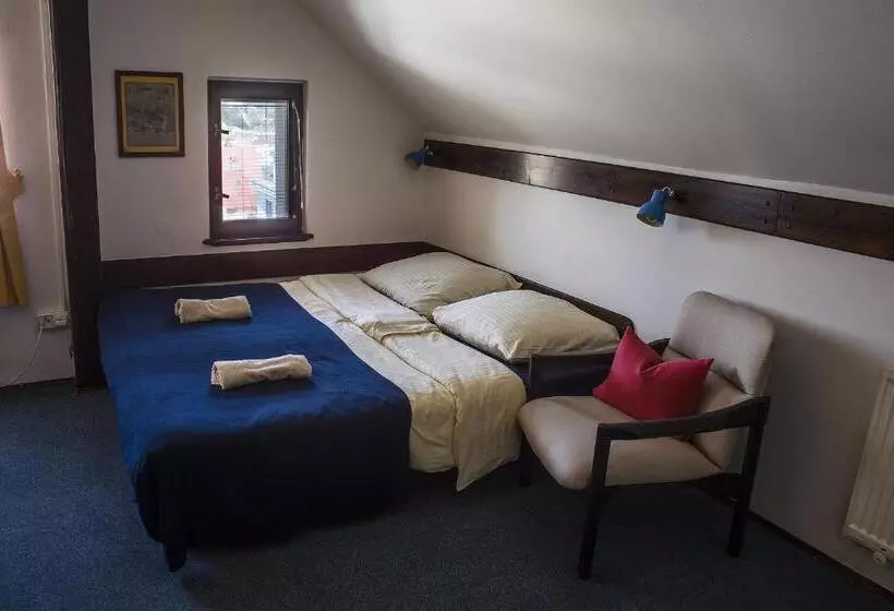 Majatalo Penzion Bazalka