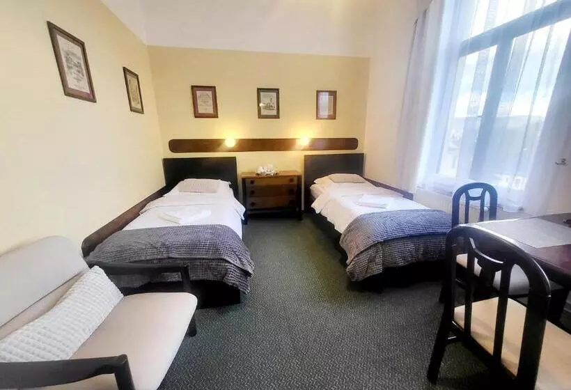 Majatalo Penzion Bazalka